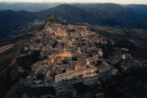 hameaux à vendre dans les campagnes françaises
